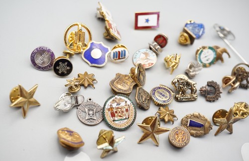 Vintage Mack Truck, Railroad Pins & General or Police Star Insignia Lot Of 38 - Picture 2 of 3
