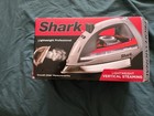 Shark GI305 Lightweight Professional 1500W Steam Iron Smooth Glide w/ Box