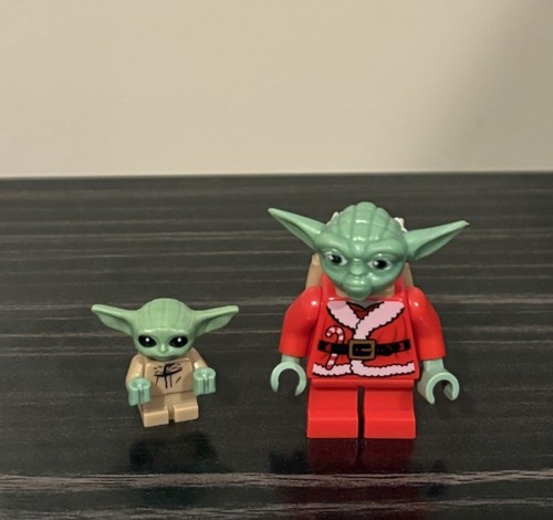 Lego Star Wars Grogu & Yoda im Urlaubsoutfit Santa Yoda