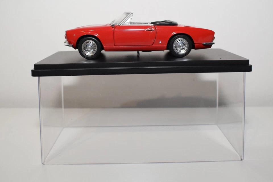 B84 1:24 ALTAYA FABBRI QUATTRORUOTE FIAT 124 SPORT SPIDER ROJO SIN USAR, EN CAJA - Imagen 2 de 4