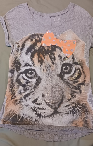 Justice Girl's Graphic Print T-Shirt Size 18 Tiger Cub Sequins Glitter Lace Hem - Picture 5 of 16