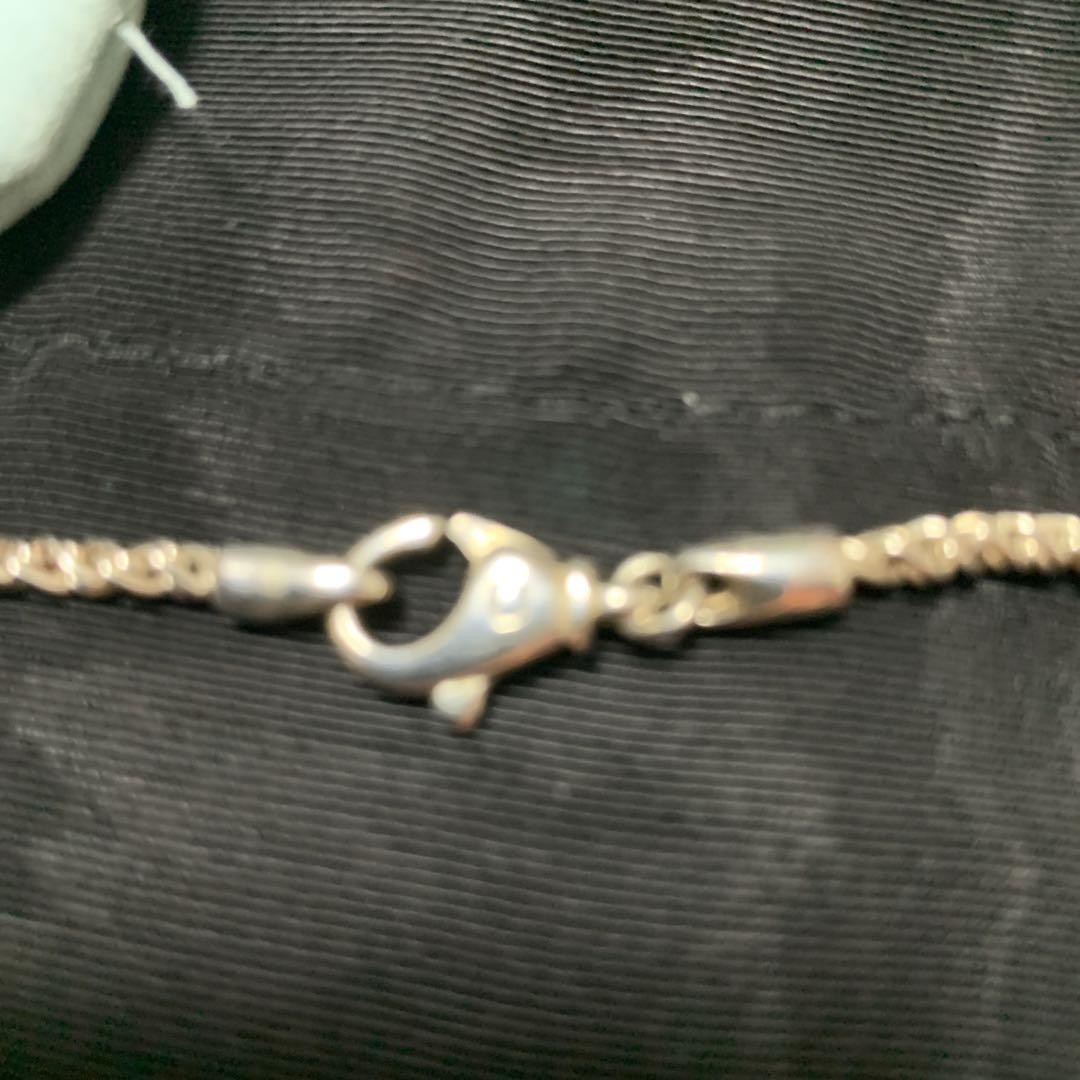 Picture 17 of 24