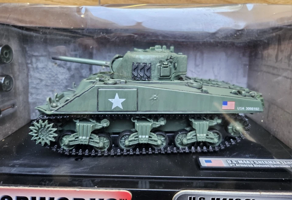 FORCES OF VALOR / MOTORWORKS M4A3 TANQUE SHERMAN NORMANDÍA 1944 ESCALA 1:32 SIN USAR, EN CAJA Foto 2 de 4