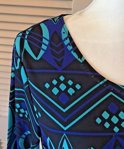 MULTIPLES tunica top blusa orlo morso di squalo blu/azzurro/nero Petite S impreziosita - Foto 2 di 8