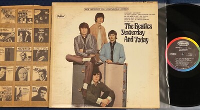 The BEATLES Yesterday And Today LA  1966 Capitol ST2553 looks VG+ plays EX+