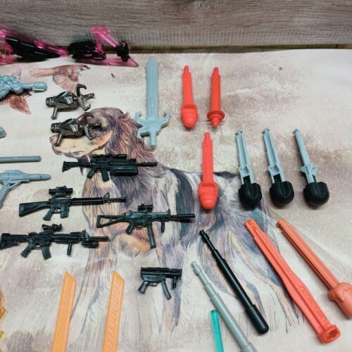 MOTU - Transformers & Others Weapons Missiles Parts & Pieces Mixed Job Lot - Picture 5 of 18