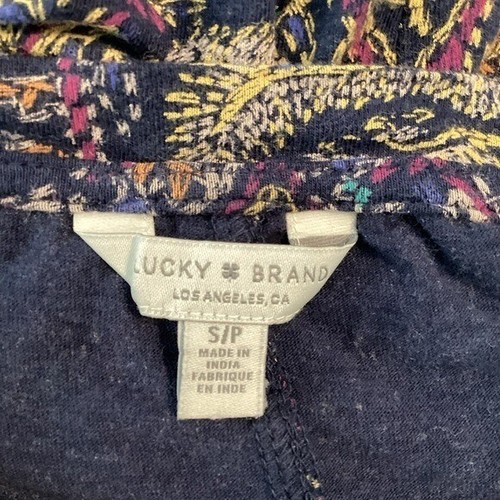 Camiseta Lucky Brand Paisley Espalda Dividida Talla S Azul Marino Multicolor Manga Corta - Imagen 6 de 7