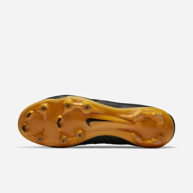Size 7.5 - Nike Tiempo Legend 8 Elite Tech Craft FG Black Pro Gold