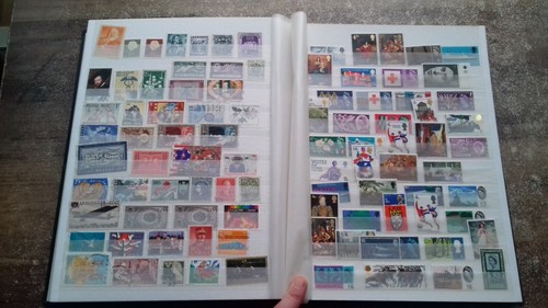World stamp collection in 32 side Green WH Smith stamp stock book A4 size - 第 8/24 張圖片