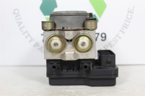 4451004030 Toyota Tacoma 2004-05 ABS Antilock Brake Pump Control Module 721 15O2 - Picture 2 of 7