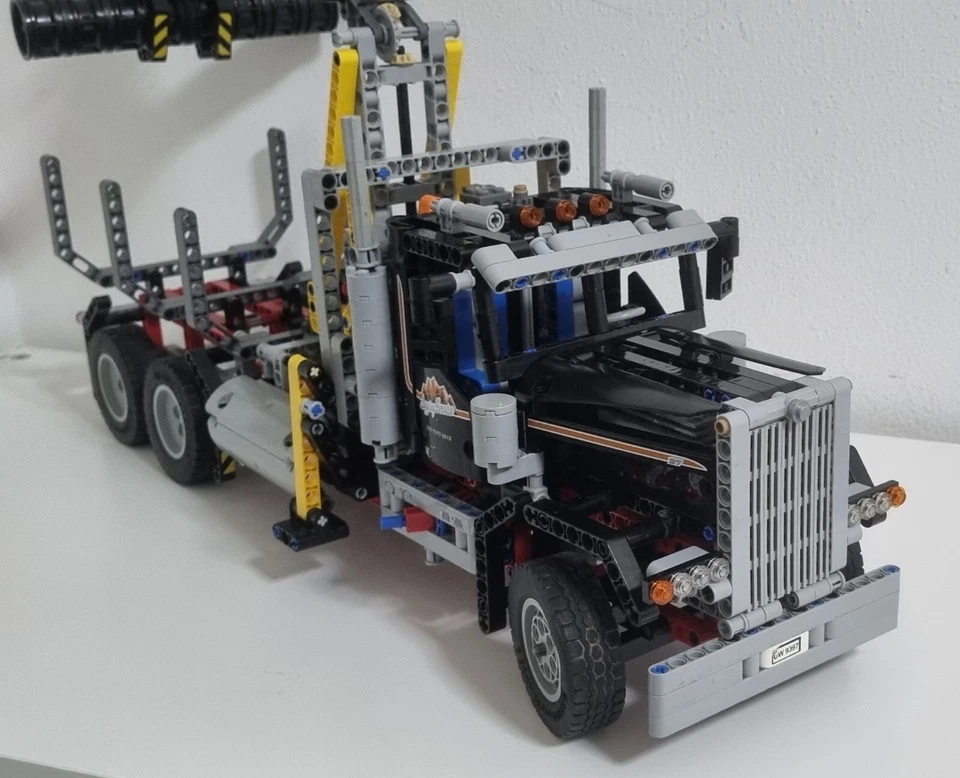 LEGO Technic 9397 Logging Truck, foto 1 di 5