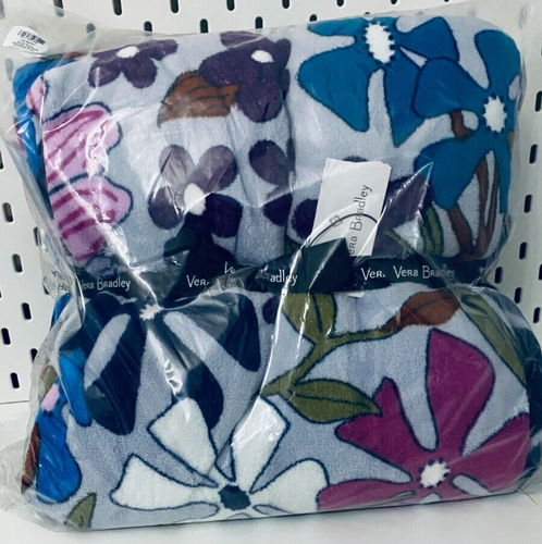 NWT Vera Bradley Fleece Blanket Throw 80"X50" R:79$ Bengal Lily floral purple - Picture 4 of 4