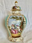 POT COUVERT EN PORCELAINE DRESDEN THIEME FOND TURQUOISE REHAUSSE