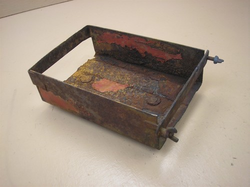 Wheel Horse Raider 10 Bronco Charger Electro C-100 C-120 Tractor Battery Tray