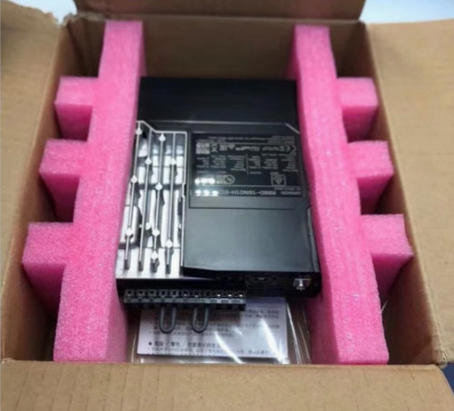 New In Box Omron R88D-1SN15H-ECT AC Servo Driver - Picture 3 of 3