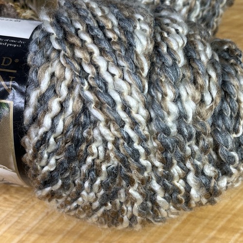 2 Skeins Homespun Lion Brand Yarn Shaker #301 Bulky Acrylic 6 oz 185 yds Each - Picture 2 of 7