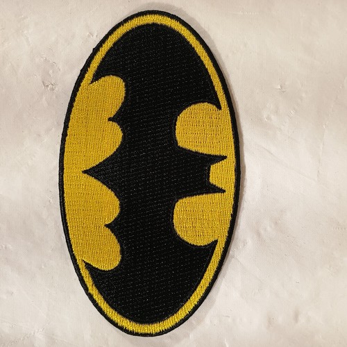 Batman Logo DC Comics Embroidered Sew/Iron-on Patch 3.75" x 2.2" Biker Vest - Picture 2 of 3