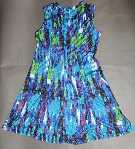 Size M, Dress By Periwinkle, Sleeveless Blue Abstract Breathable Design Lite Wt. - Picture 7 of 15
