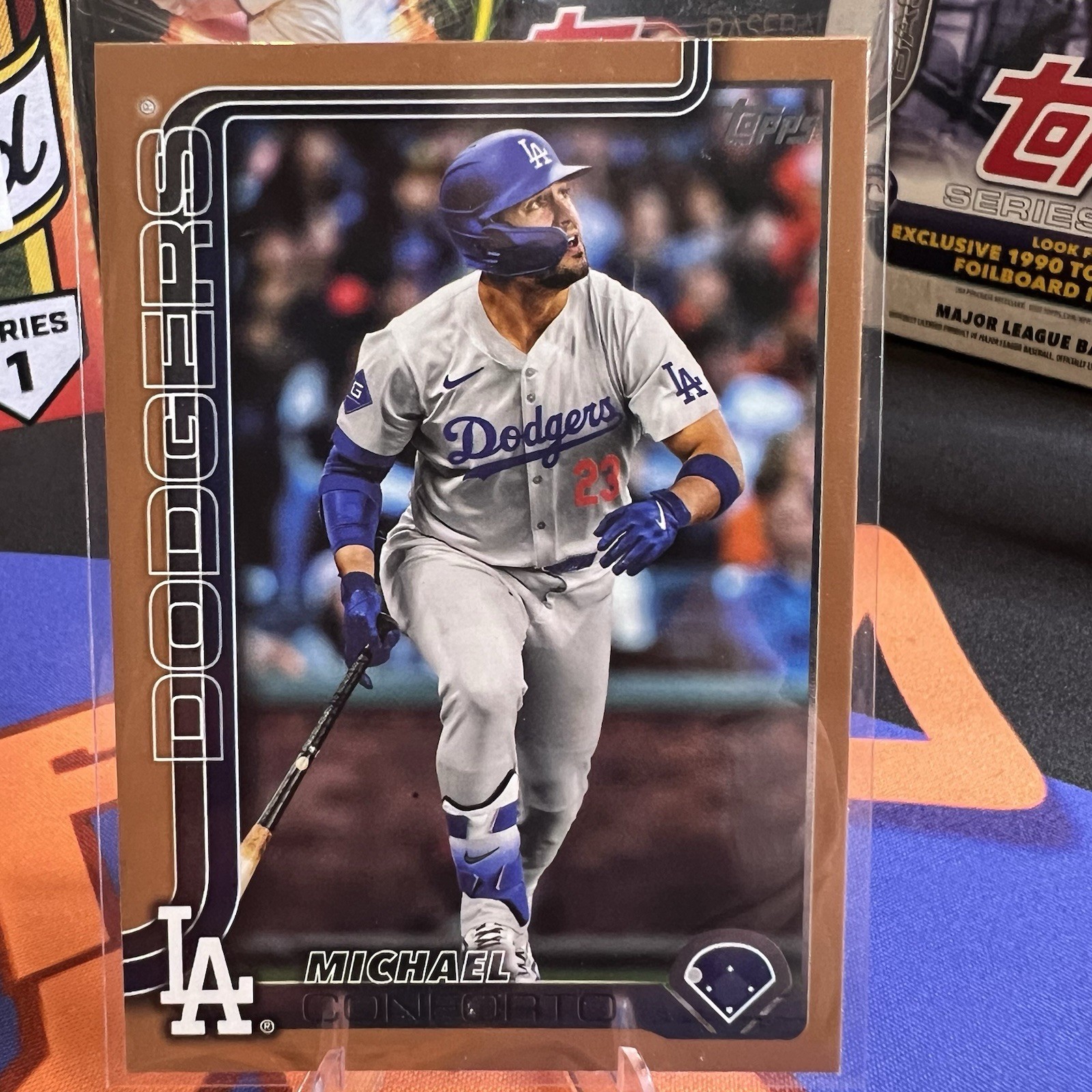 2025 Topps Series 2 MICHAEL CONFORTO Gold 496 /2025 - Los Angeles Dodgers