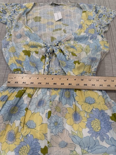 american eagle XS Floral Cut Out Tie Front Romper - Picture 8 of 9