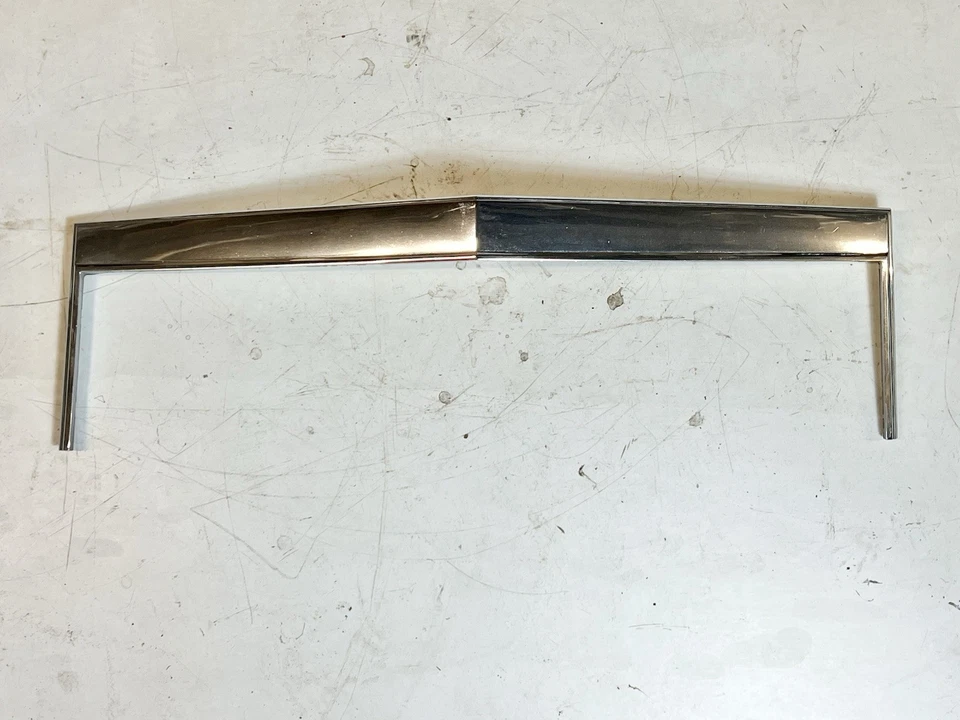 1980-92 CADILLAC RWD DEVILLE FLEETWOOD BROUGHAM CHROME GRILLE BEZEL NOS GM - Image 2 of 4