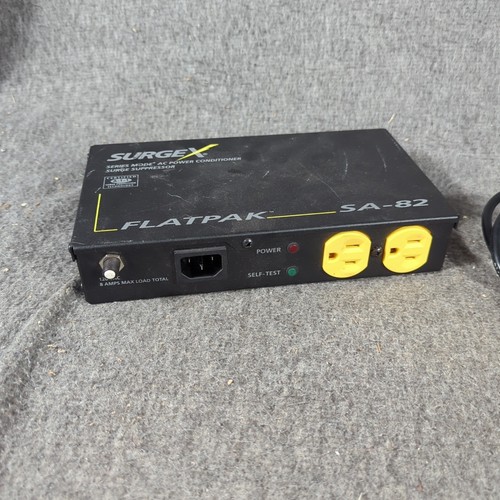 SurgeX FlatPak 2-Outlet 120V / 8A Surge Protector / Conditioner / SA-82 - VGC - 第 4/7 張圖片