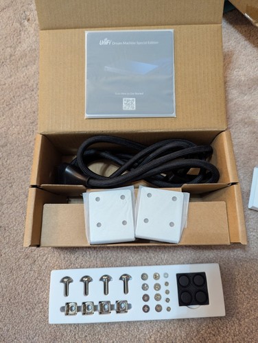 Ubiquiti Networks UDM-SE Unifi Dream Machine SE - Photo 7/10