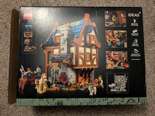 BOX ONLY - NO PIECES - LEGO Ideas: Medieval Blacksmith (21325) Good Condition - Picture 2 of 8