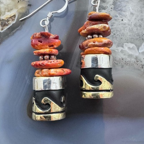 Tommy & Rosita Singer Sterling Silver Orange Spiny Oyster Bead Dangle Earrings - Picture 5 of 10