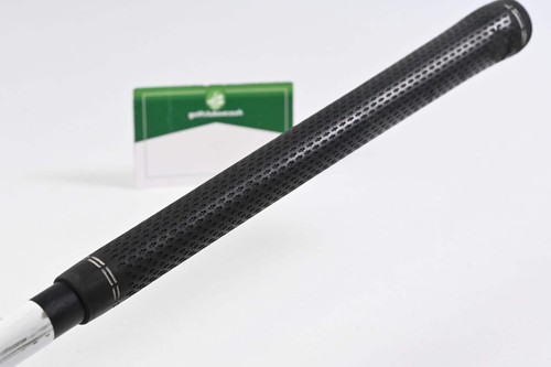 Titleist TSR3 Driver / 9 Degree / Regular Flex HZRDUS CB Red 50 Shaft - Picture 9 of 9