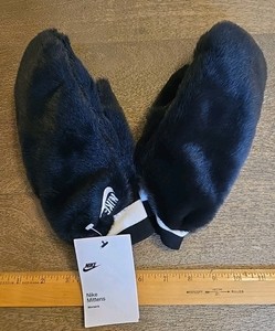 Nike Sportswear NSW Womens Warm Fuzzy Mittens XS/S Black