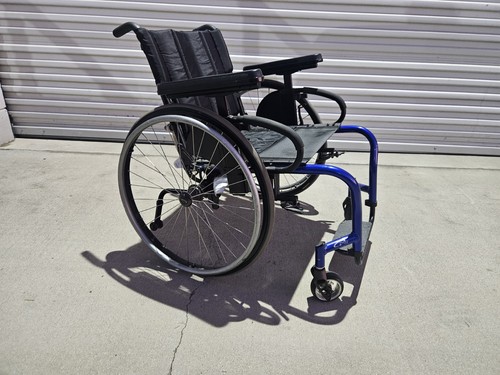💥Quickie GT Ultralight Rigid Sport Wheelchair 19x17 SPORTS CLEAN - Picture 2 of 14