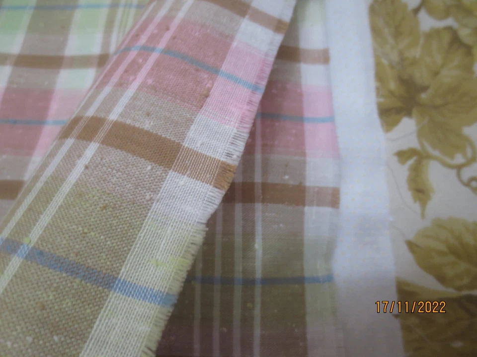 2 yds x 42" vintage woven linen like pink green brown plaid cotton fabric - Image 4 of 4