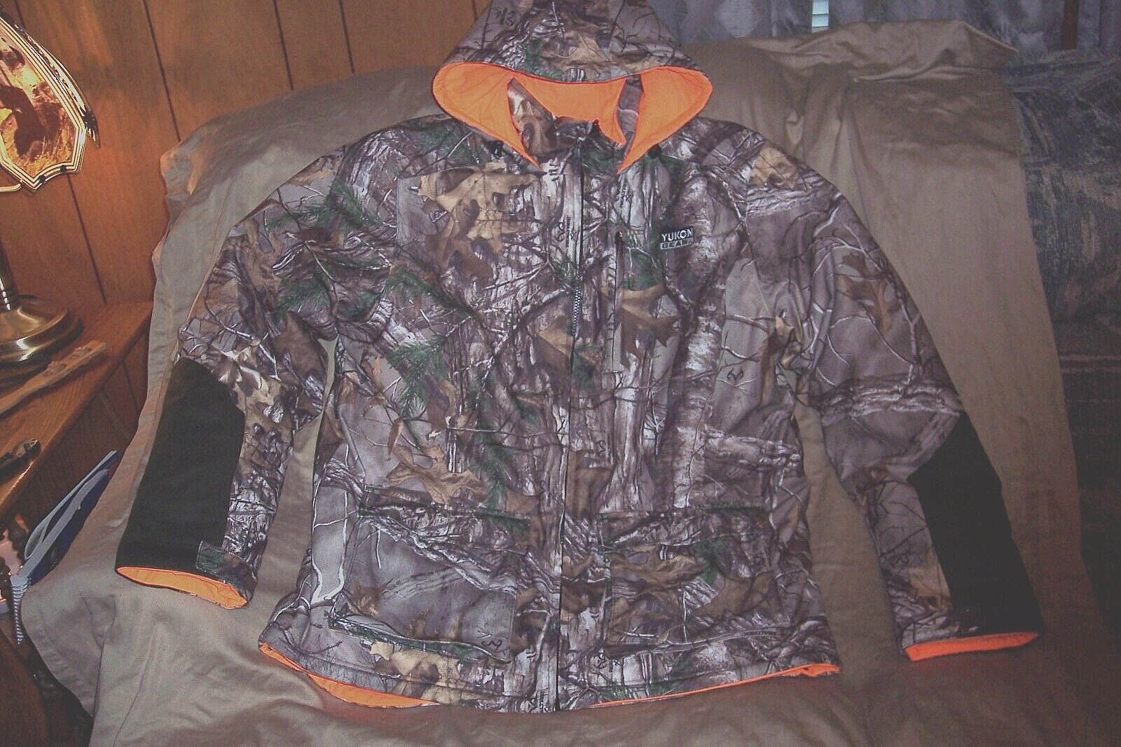 Picture 1 of 9