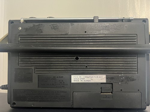 Grabadora de casete de radio FM/AM Gold Star de colección modelo TCR-331 Corea en muy buena condición (M) - Imagen 2 de 5