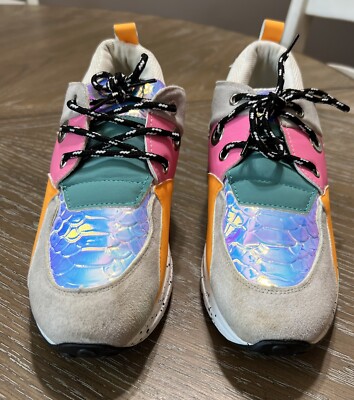 Cape robbin hotsell sneaker sandals