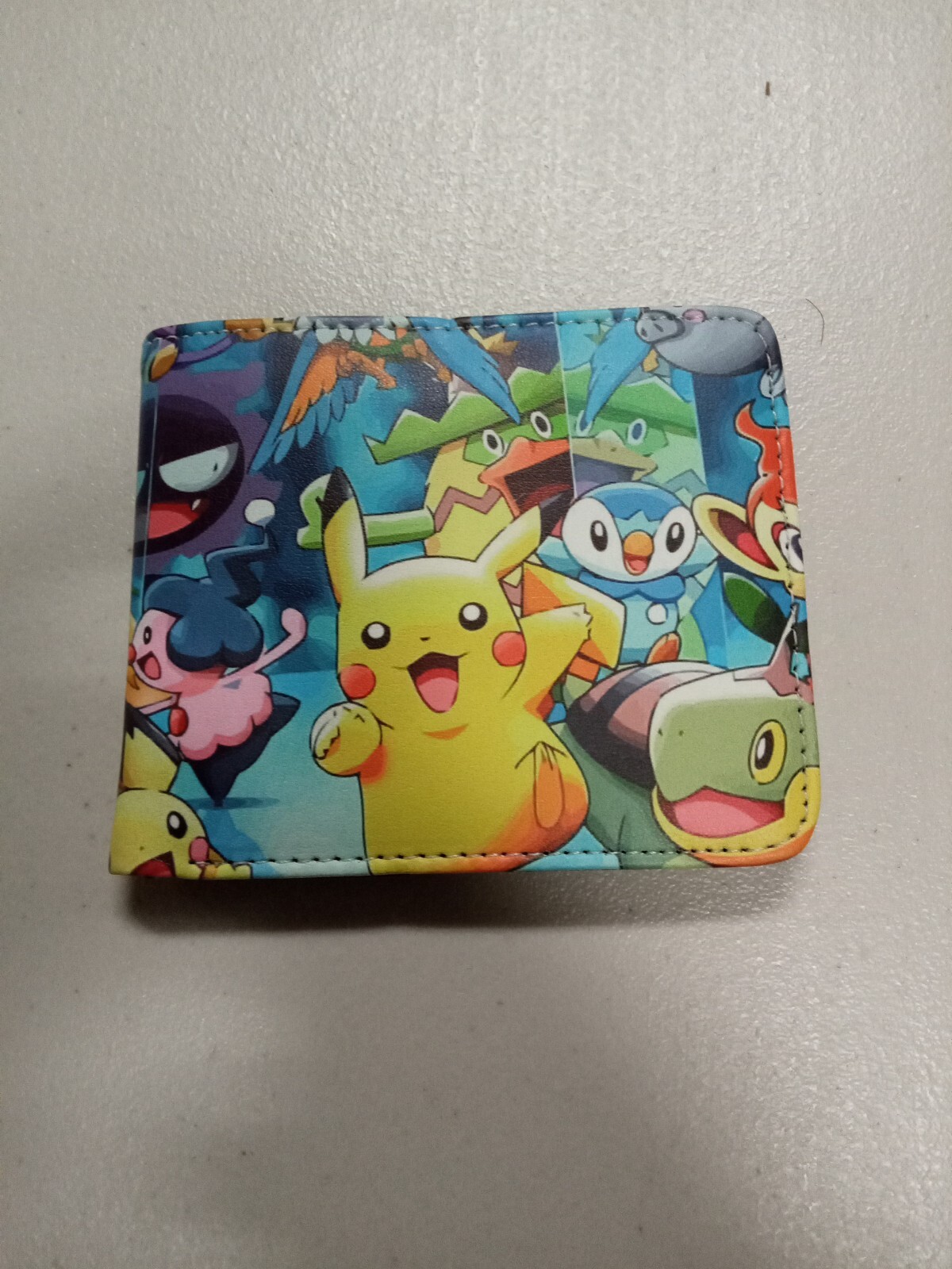 Billetera doble con estampado de Pokémon