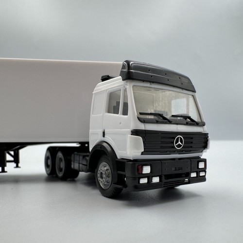 MB-00-001 white truck with white semitrailer, scale 1/87 (HO) (blank) - Picture 2 of 5