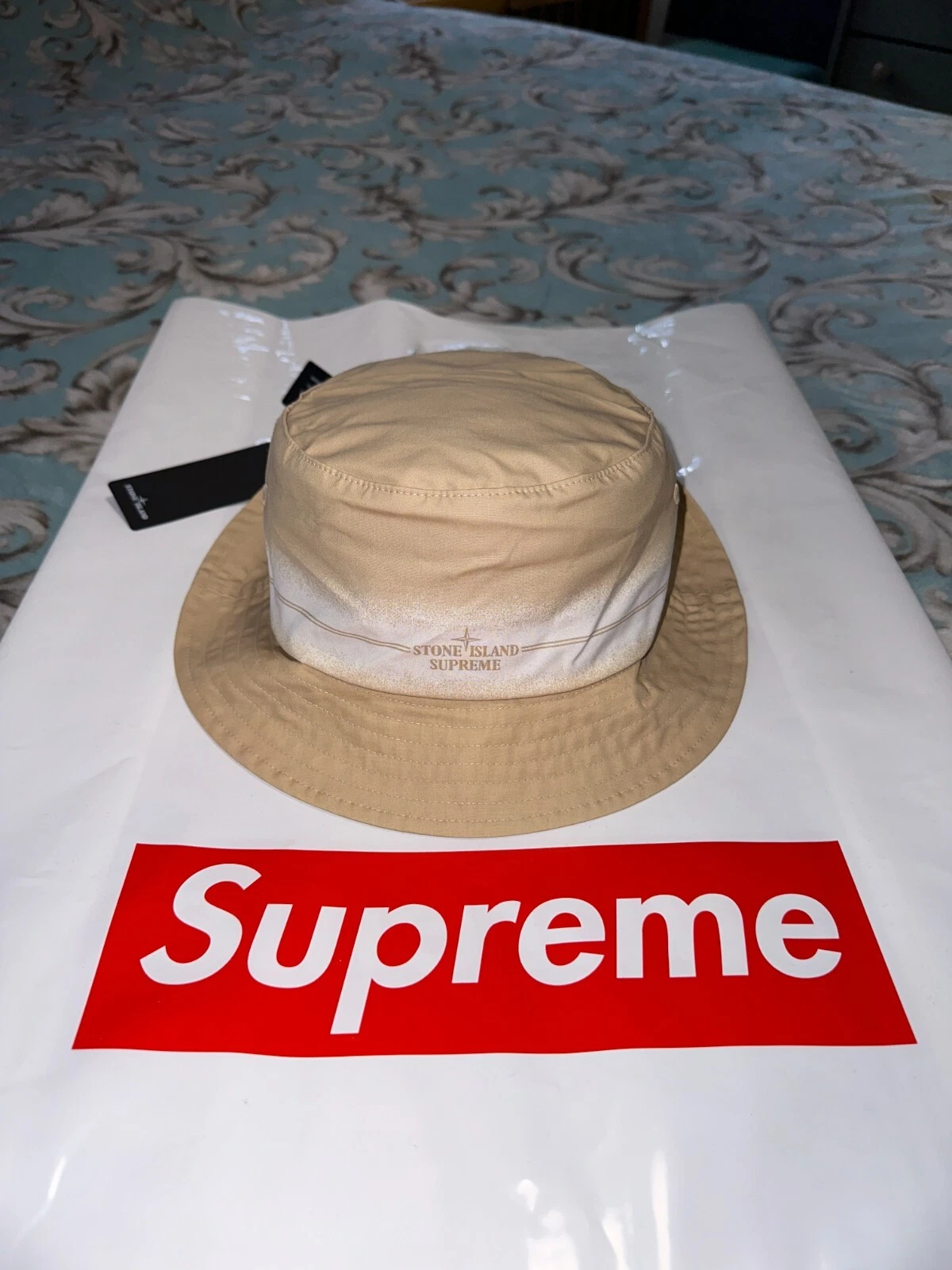 SUPREME STONE ISLAND STRIPE CRUSHER (M/L) (TAN) SS22 SEAU BOONIE CHAPEAU DE PÊCHE