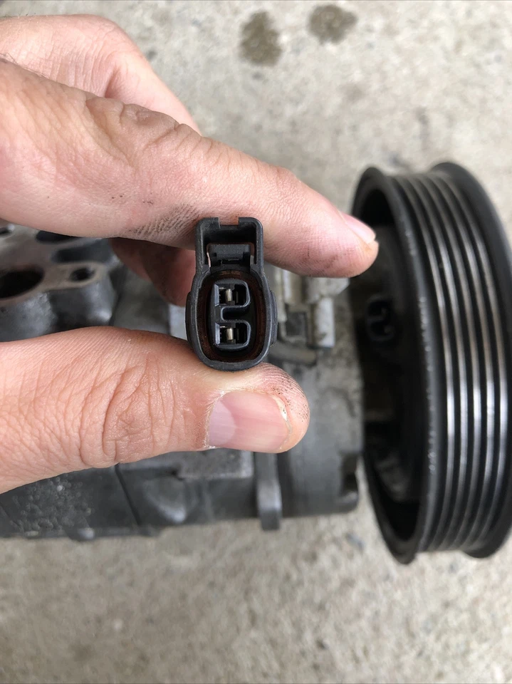 Toyota Corolla S 2006 compresor de aire acondicionado bomba de aire acondicionado Denso OEM Foto 3 de 4