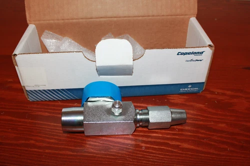 Copeland 998-0510-02 Rotalock Service Valve Kit 1-1/8” Sweat x 3/4"-12 Thread HV
