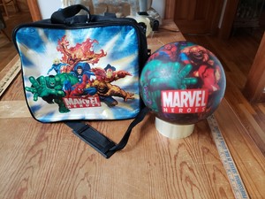 MARVEL-HEROES-HULK-FEAT-VIZ-A-BALL-Drilled-Small-Bowling-Ball-with-Soft-Bag