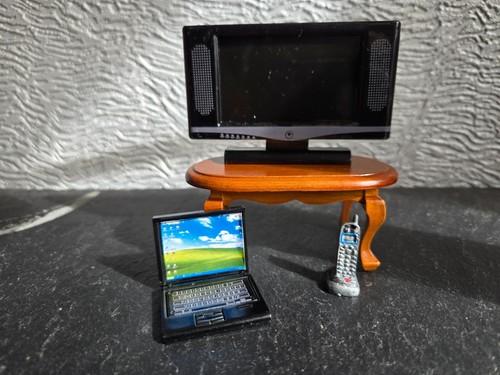 Puppenstubenzubehör Flat TV/Telefon/Laptop/Tisch 1.12.