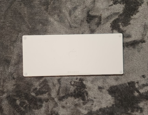 Klawiatura Apple Magic model A1644 biała akcesoria do komputerów Mac nie testowana - Zdjęcie 2 z 5