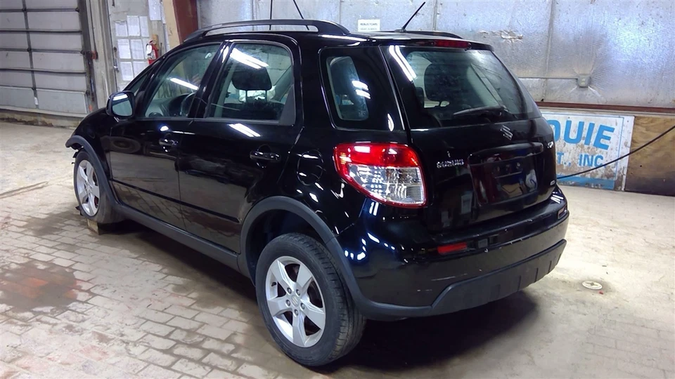 11 Suzuki SX4 2011 juego de 3 hebillas traseras para cinturones de seguridad hatchback negro 108413 Foto 3 de 4