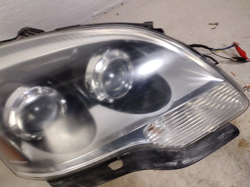 2007 - 2012 GMC Acadia Passenger Right Xenon HID Headlight OEM TESTED - Picture 4 of 8