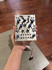 Make Noise Maths Eurorack Modular Synthesizer DualGenerator BlueKnob EXshape Z15