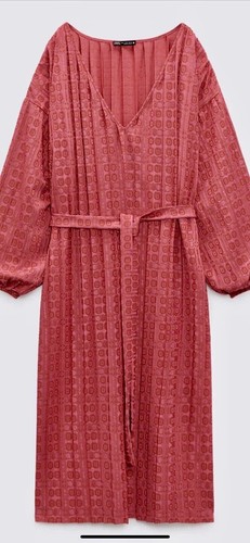 ✩BNWT! Lovely *ZARA* Pink Geometric Jacquard Pleated Belt Midi Shift Dress L✩ - Picture 17 of 18