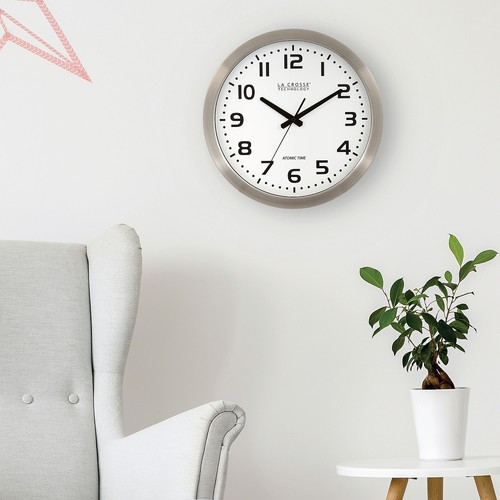 La Crosse Technology Wall Clock Metal 16" Dia. (WT-3161WH) - Picture 5 of 5