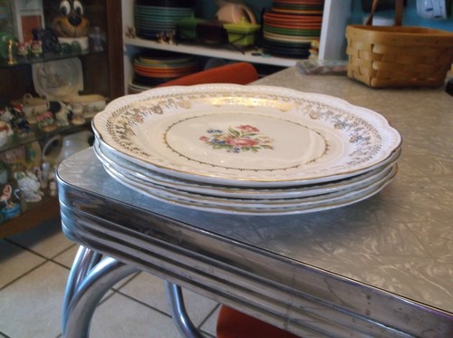 Vintage Stetson 22 Kt Gold Trim 4 PC American Beauty Dinner Plates 10 inch - Picture 2 of 10